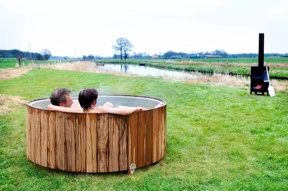Dutchtub Original Olive Green | Outdoor bathtubs | Weltevree