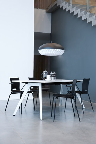 Cabale Café Table | Objekttische | Holmris B8