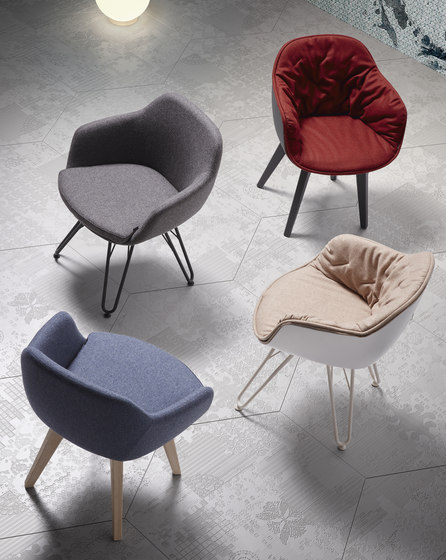 Lap 4011 | Chairs | Dressy