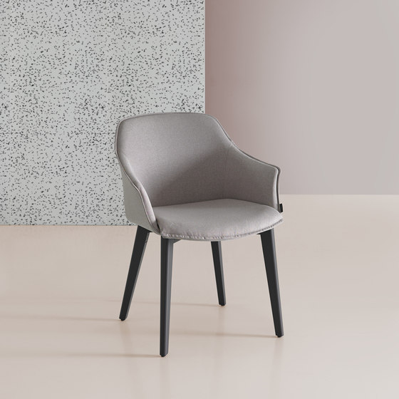 Kedua swivel chair | Chairs | Mobliberica