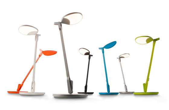 Splitty Desk Lamp with wireless charging Qi base, Matte Black | Tischleuchten | Koncept