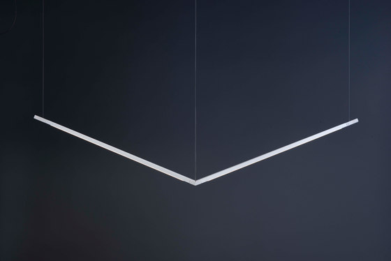 Z-Bar Pendant Linear, Gold (48" light bar) | Suspensions | Koncept