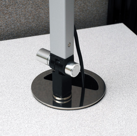 Z-Bar mini Desk Lamp with through-table mount, Blue | Lámparas de sobremesa | Koncept