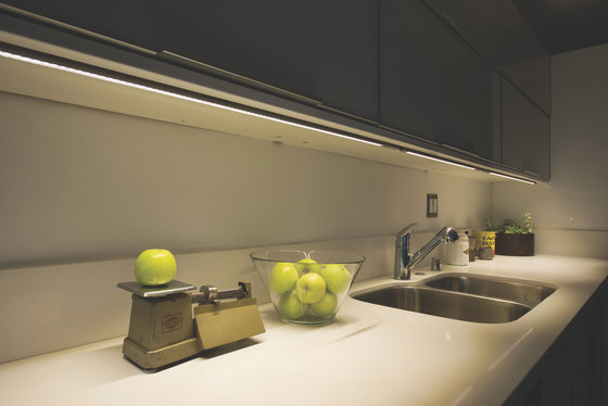 UCX Pro Undercabinet LED light - Silver | Furniture lights | Koncept