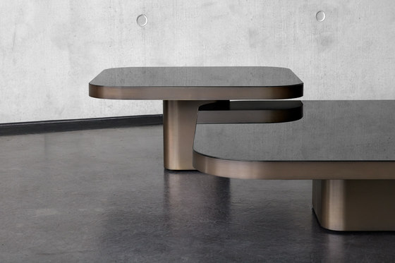 Bow Coffee Table No. 3 | Coffee tables | ClassiCon