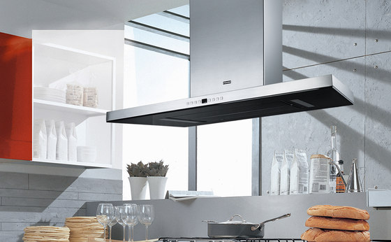 Maris T-Shape Hood FGB 906 IS AC Stainless Steel-Glass Black by Franke Home Solutions