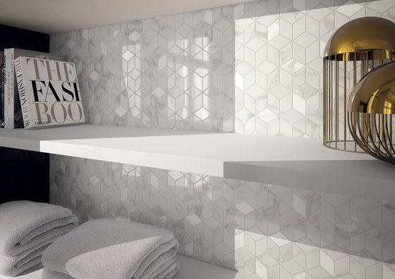 Deluxe | Dark White Tozzetto Reflex | Ceramic tiles | Marca Corona