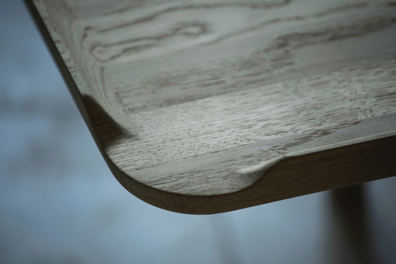 Cocktail Bench | Panche | House of Finn Juhl - Onecollection