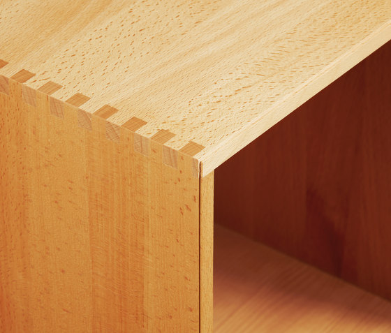 Bookcase Solid Walnut Half-Size Vertical M30 | Scaffali | ATBO Furniture A/S