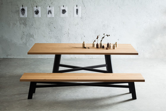 Thor Ø130 – Fixed table | Esstische | Pointhouse