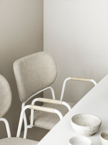 Soft Top S-089 | Chairs | Skandiform
