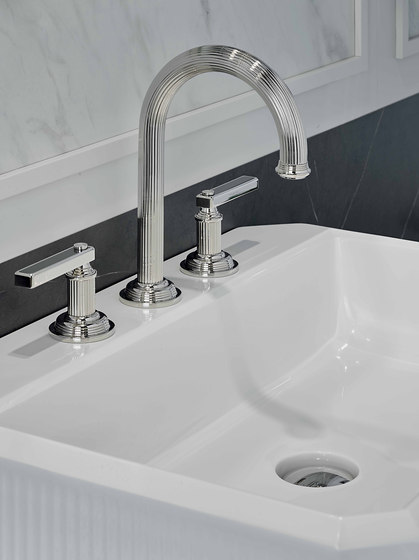 Grand Central | Rim mounted 3-hole basin mixer | Wash basin taps | THG Paris