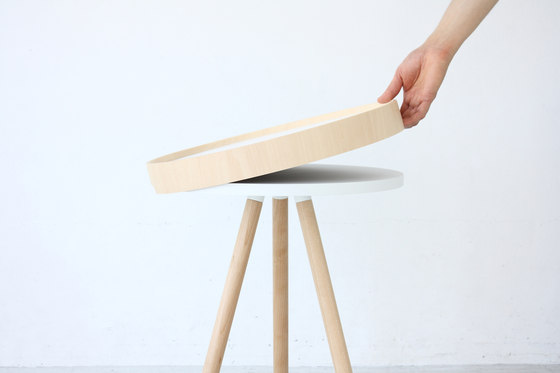 By Tray Table | Side tables | Moheim