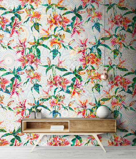 Walls By Patel | Papel Pintado Mosaic Lilies 1 | Revestimientos de paredes / papeles pintados | Architects Paper
