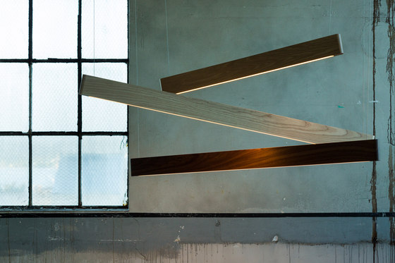 Line Light 40 p | Suspended lights | Matthew McCormick Studio