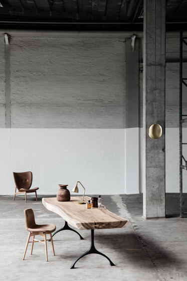 Goose Original Dining Chair, Black / Velvet: Taupe | Sillas | NORR11