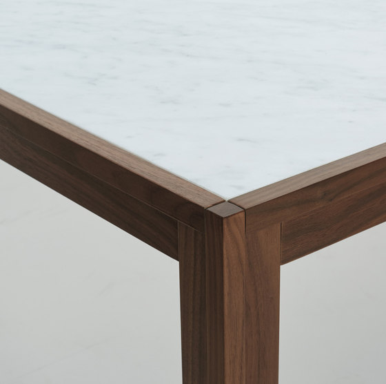 Doubleframe Table | Tavoli pranzo | Design Within Reach