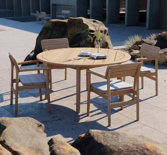 Tanso | Round Table | Dining tables | Case Furniture
