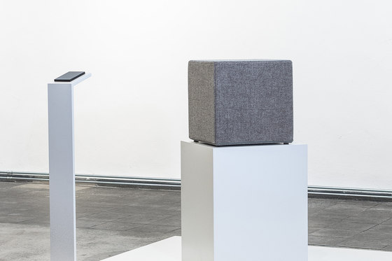 Acoustic seating cube | Pouf | AOS