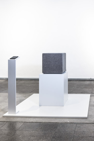 Acoustic seating cube | Pufs | AOS