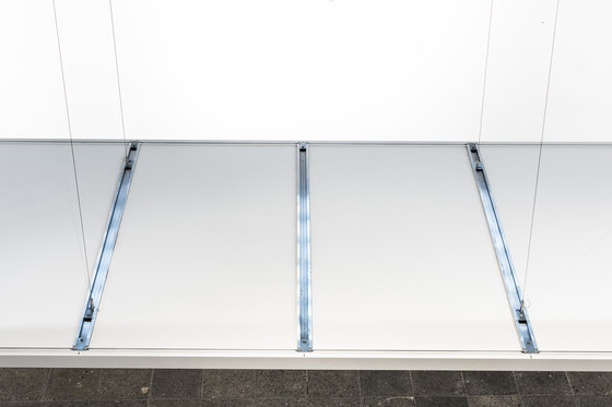 Ceiling absorber 40 for direct mounting | Paneles de techo fonoabsorbentes | AOS