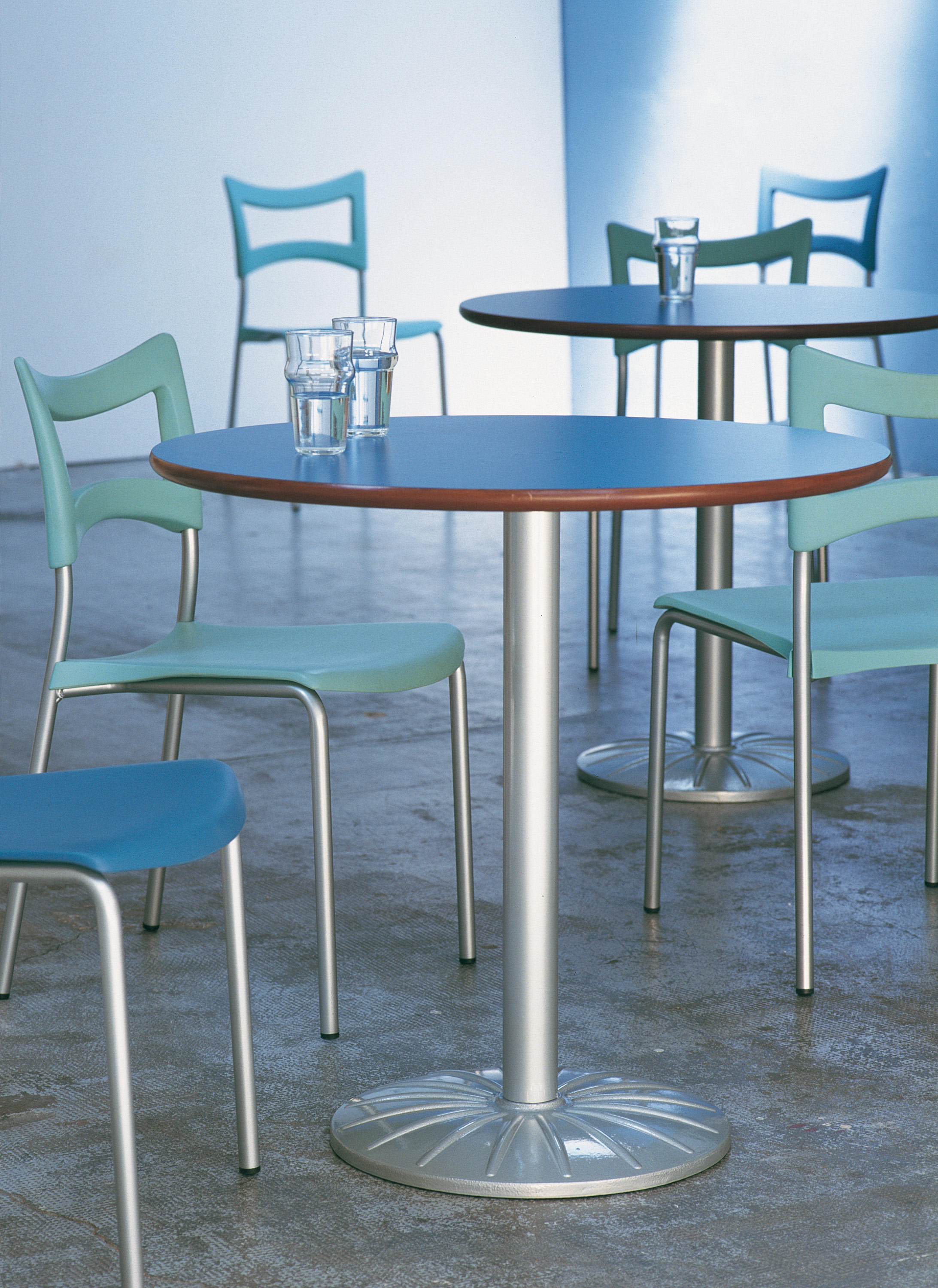 IMAX CHAIR Chairs from Amat3 Architonic