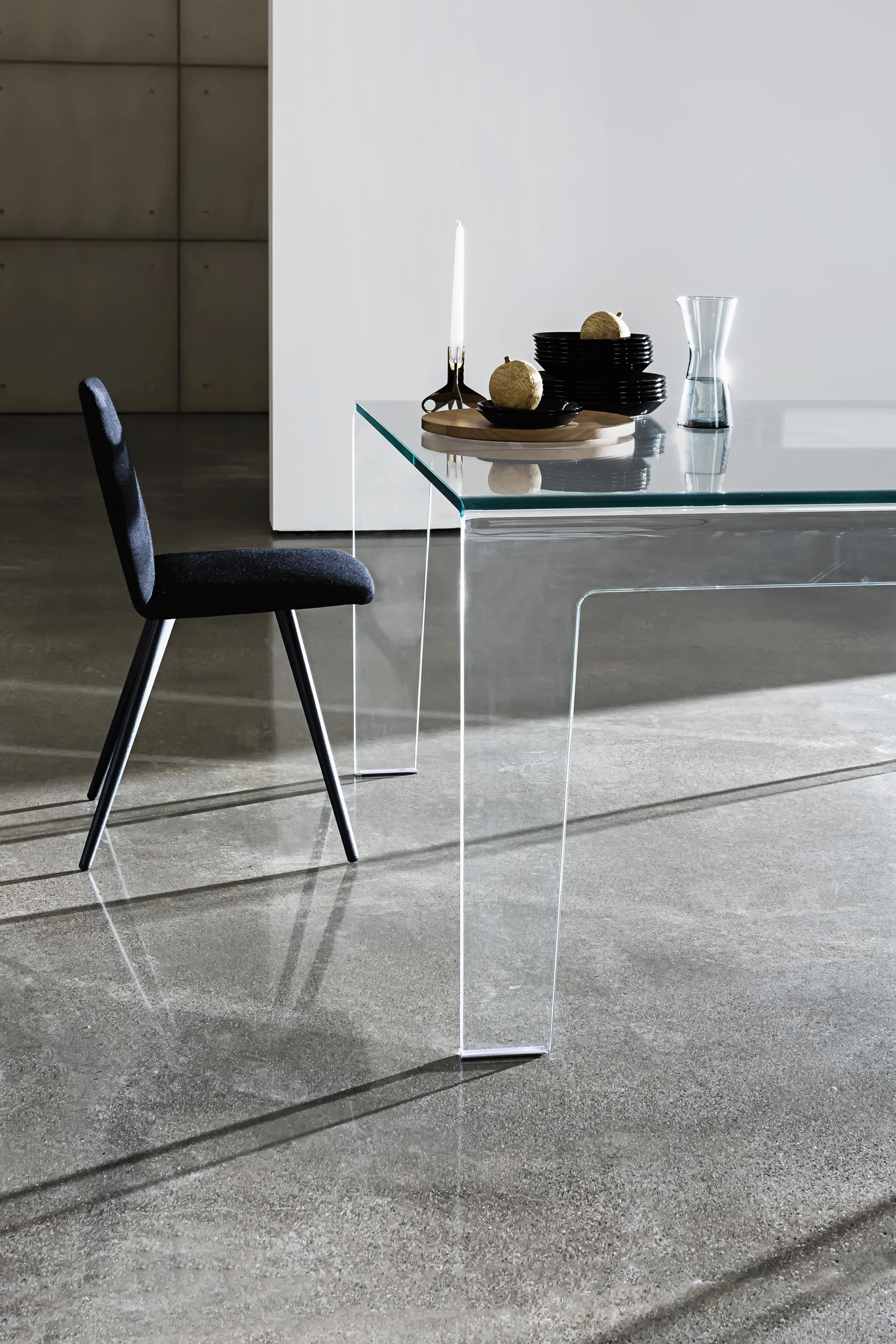 FROG - Dining tables from Sovet | Architonic