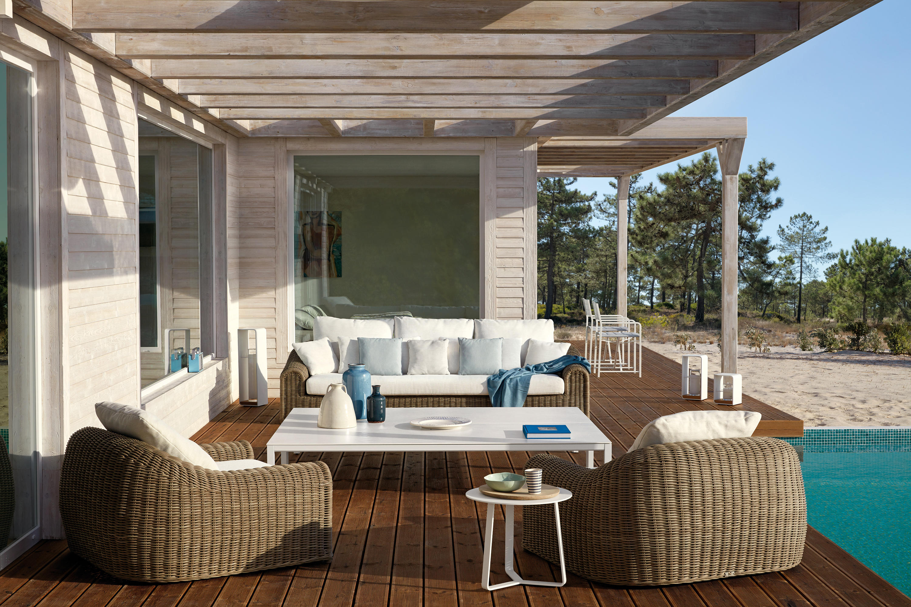 Quarto dining table & designer furniture Architonic