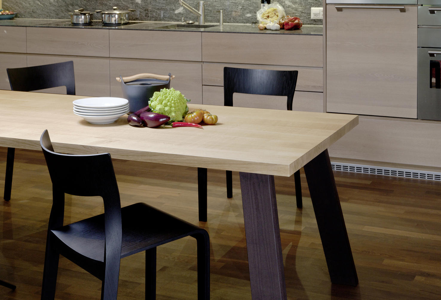 DELTA TABLE Restaurant tables from tossa Architonic
