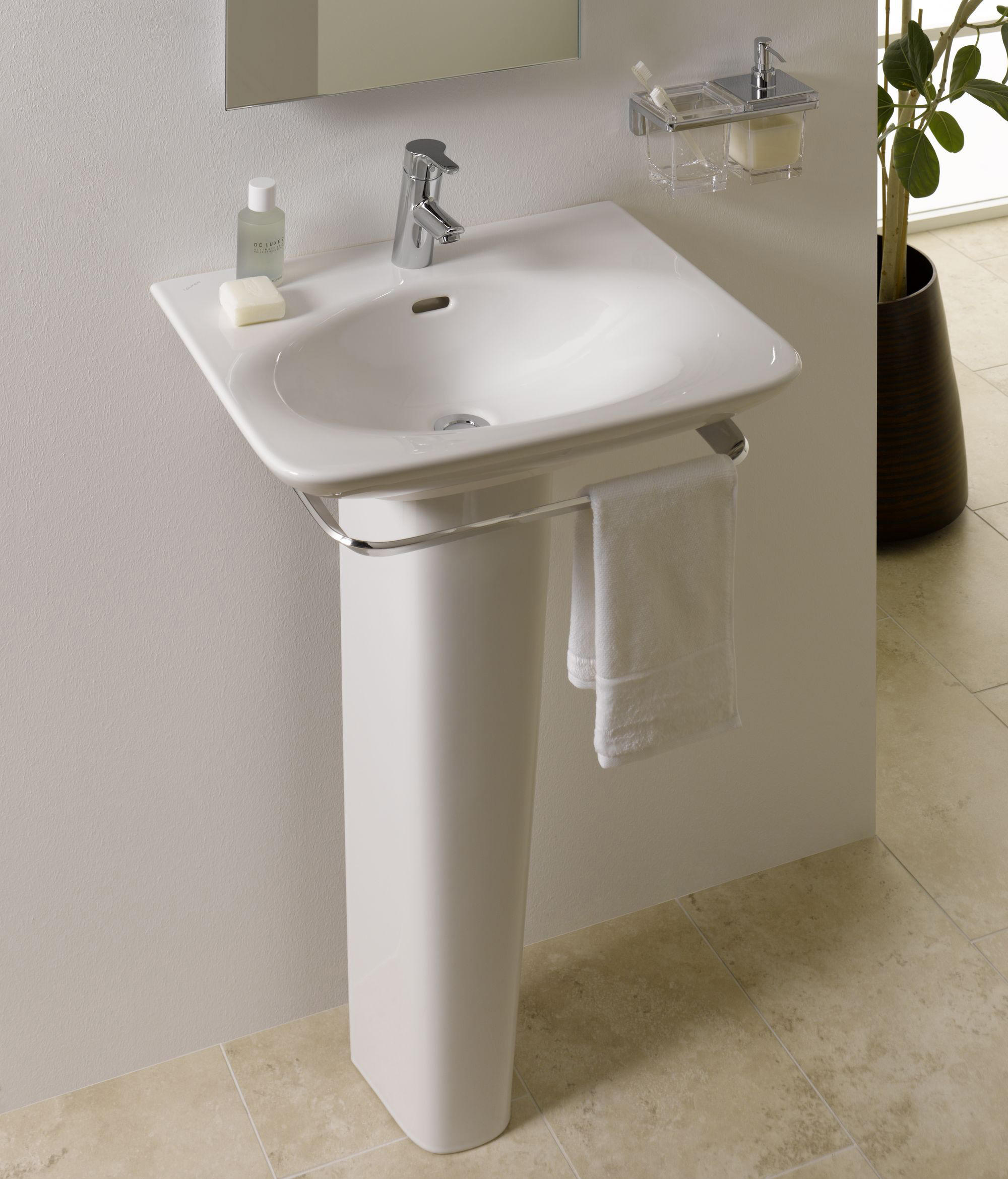 PALACE | SMALL WASHBASIN - Wash basins from Laufen | Architonic