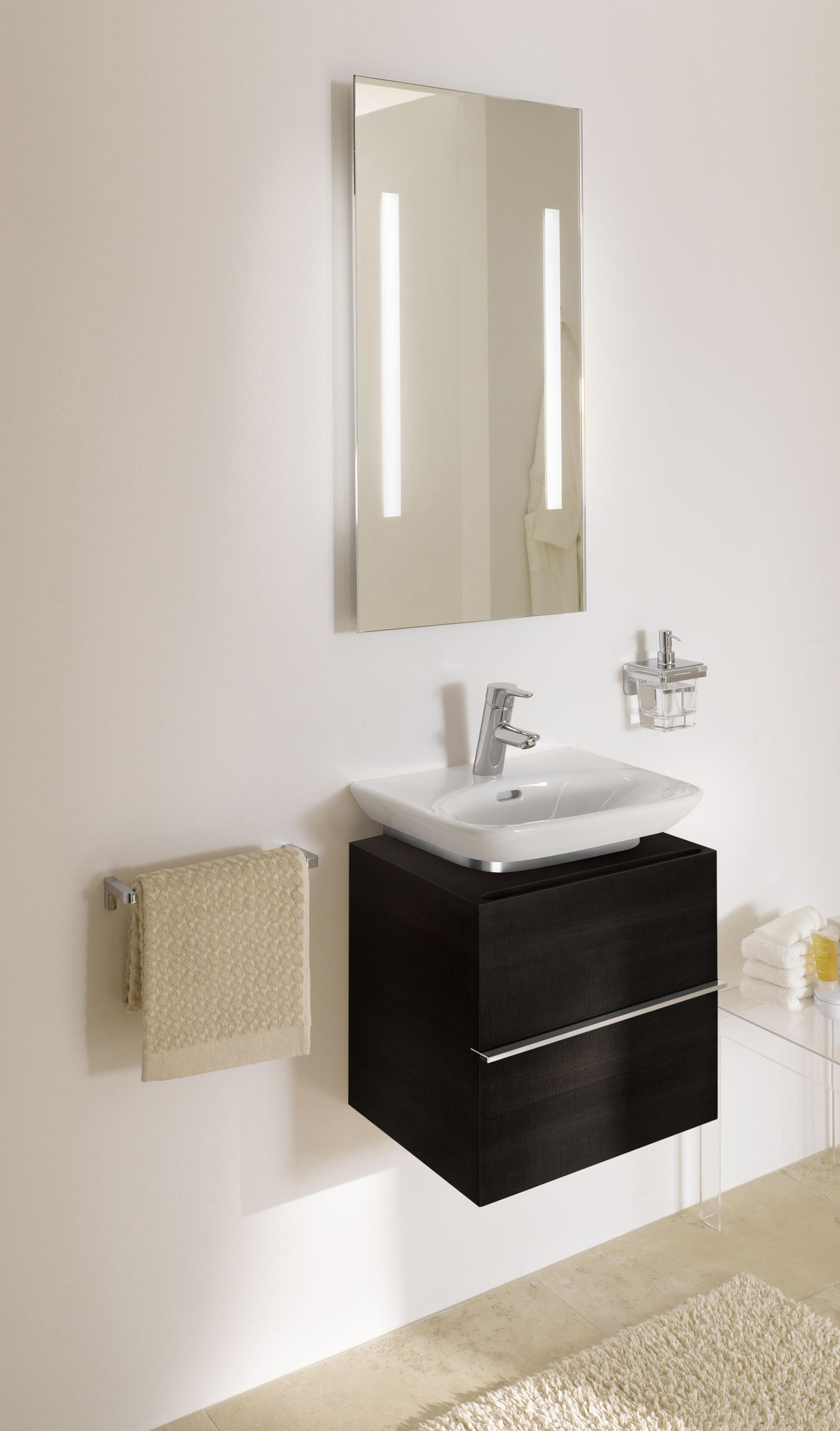 PALACE | SMALL WASHBASIN - Wash basins from Laufen | Architonic