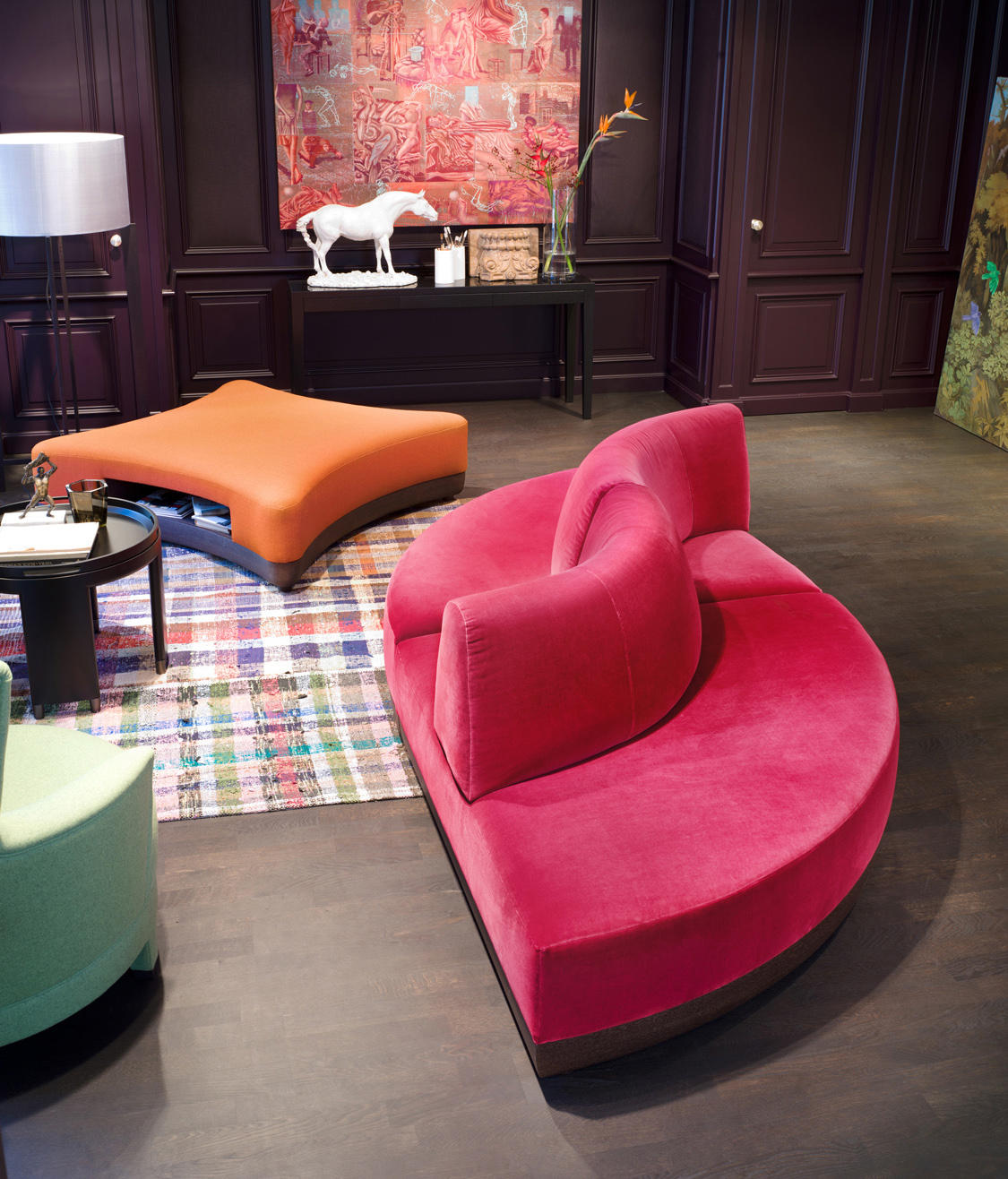 Phoenix Sofa Sitzinseln von Neue Wiener Werkstätte ARCHITONIC