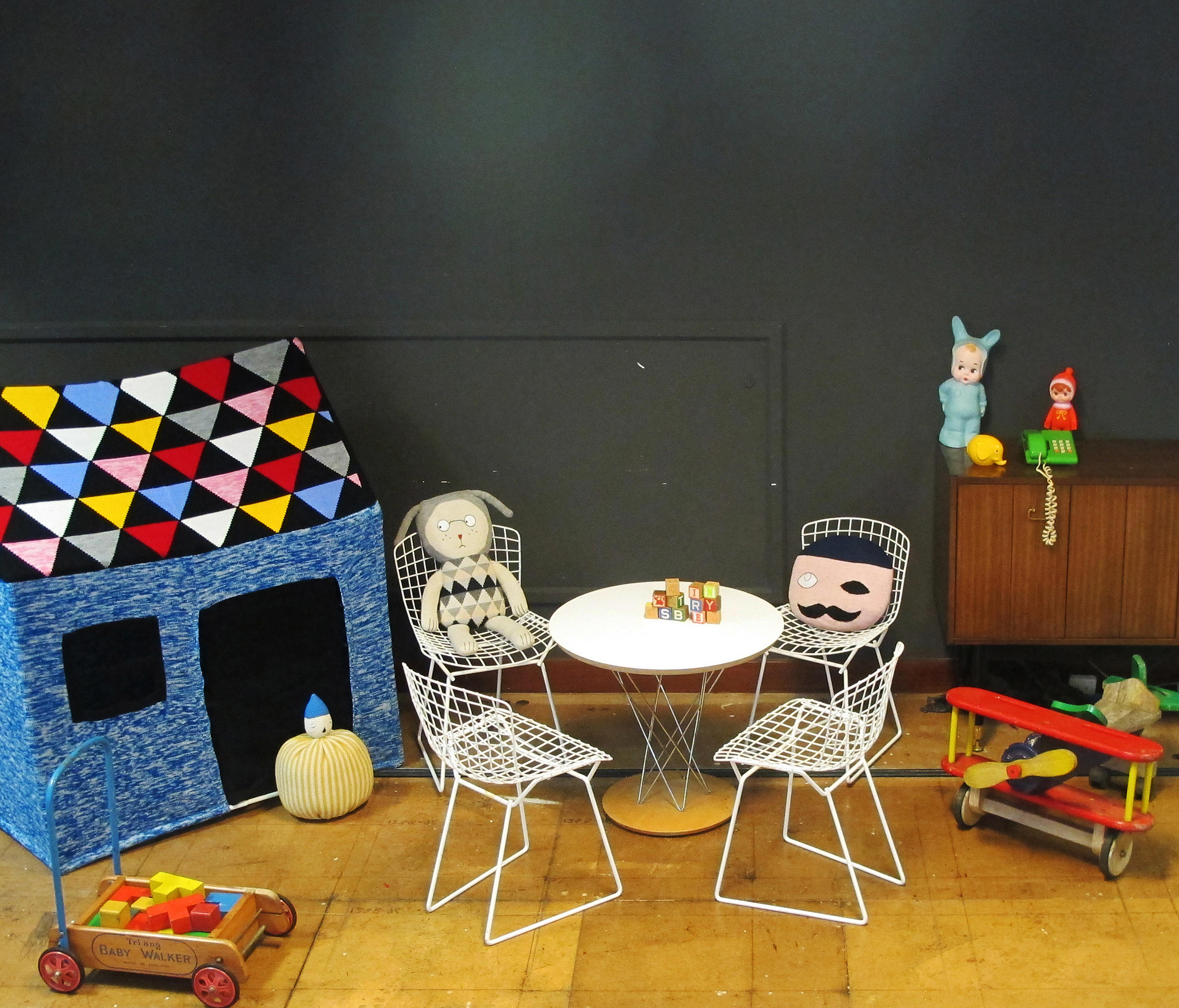 Noguchi Cyclone table & designer furniture | Architonic