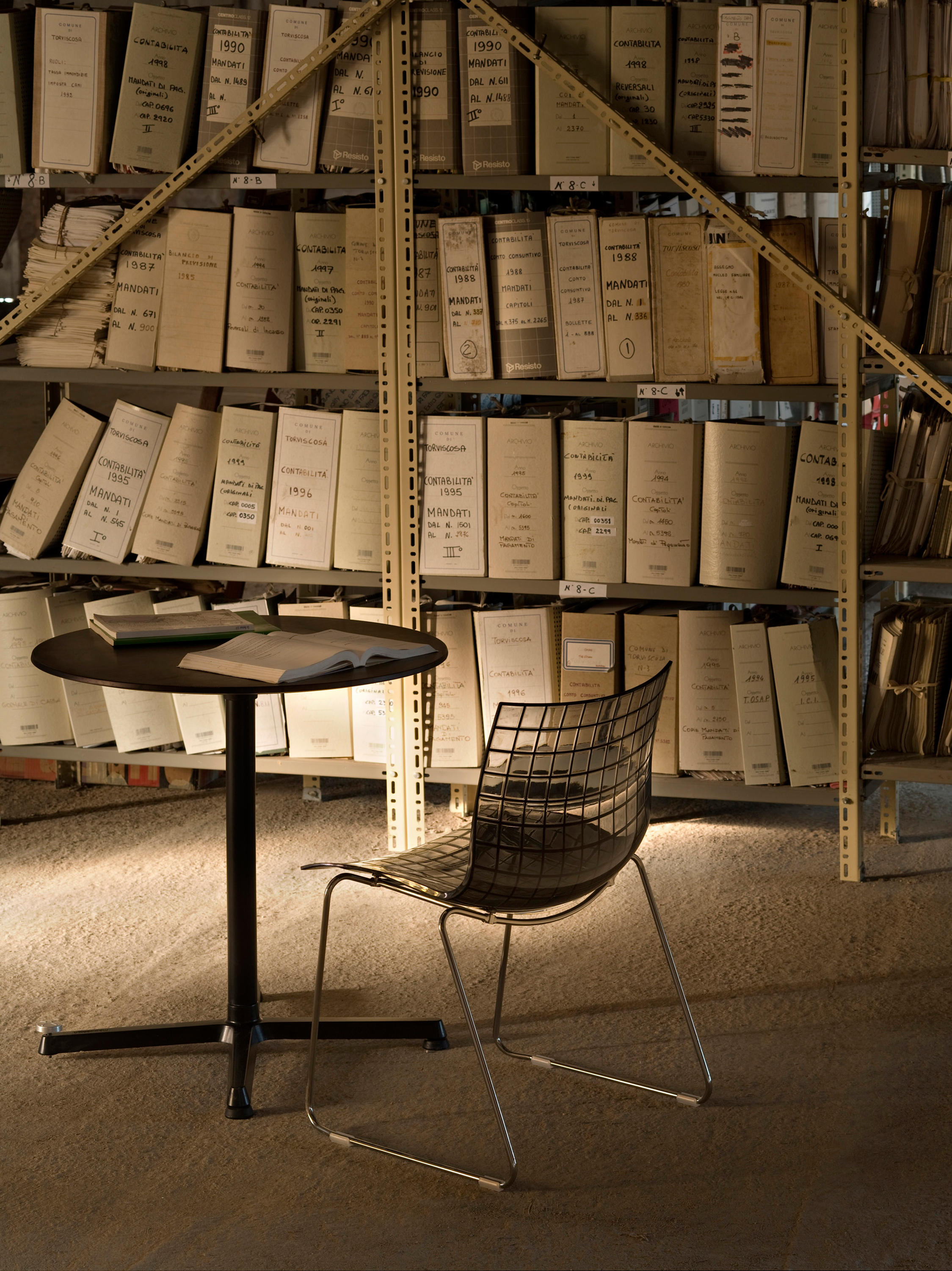 plato dining tables from maxdesign architonic