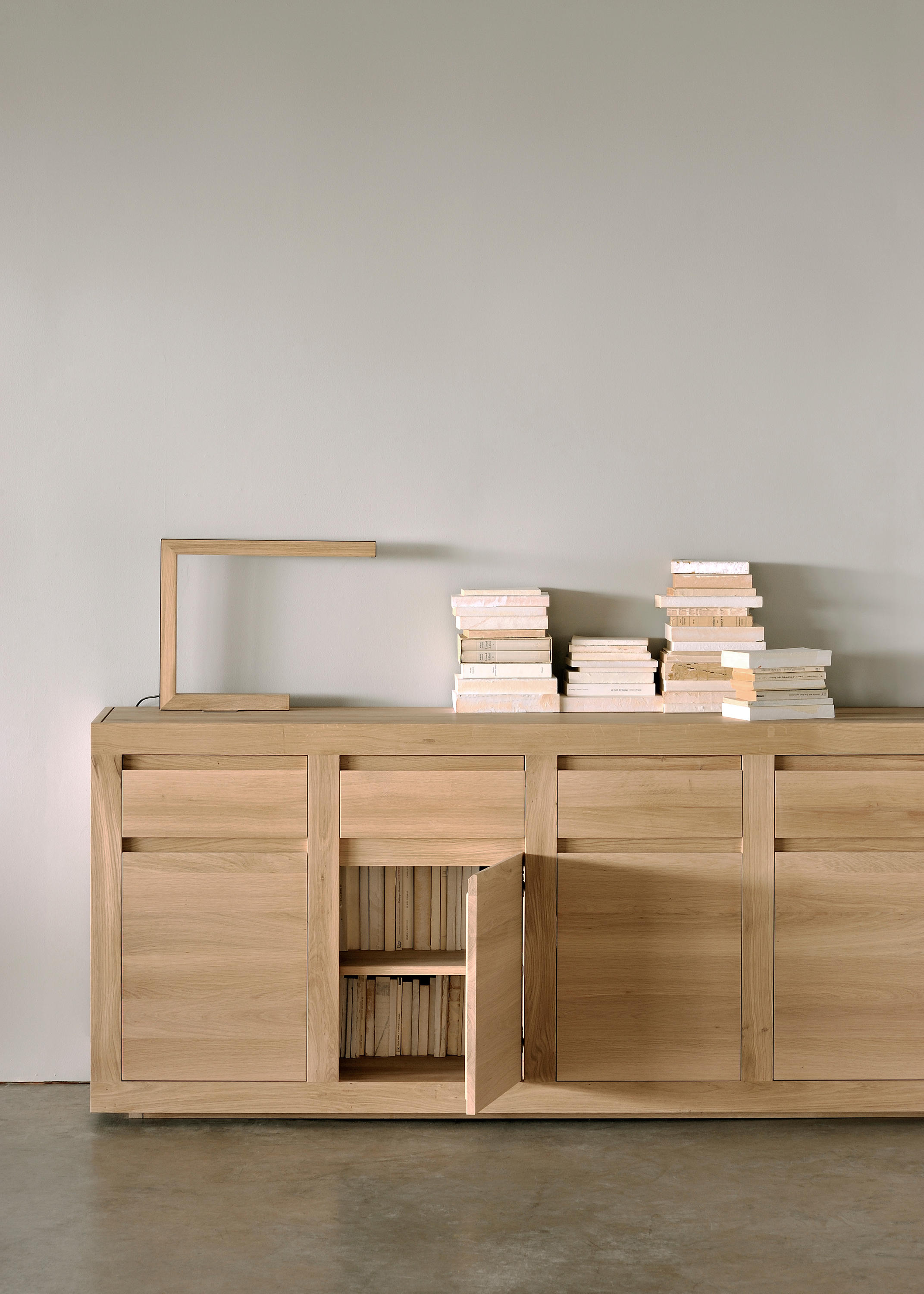 Oak Flat Coffee Table Tables From Ethnicraft Architonic Oak Flat Coffee Table By Ethnicraft