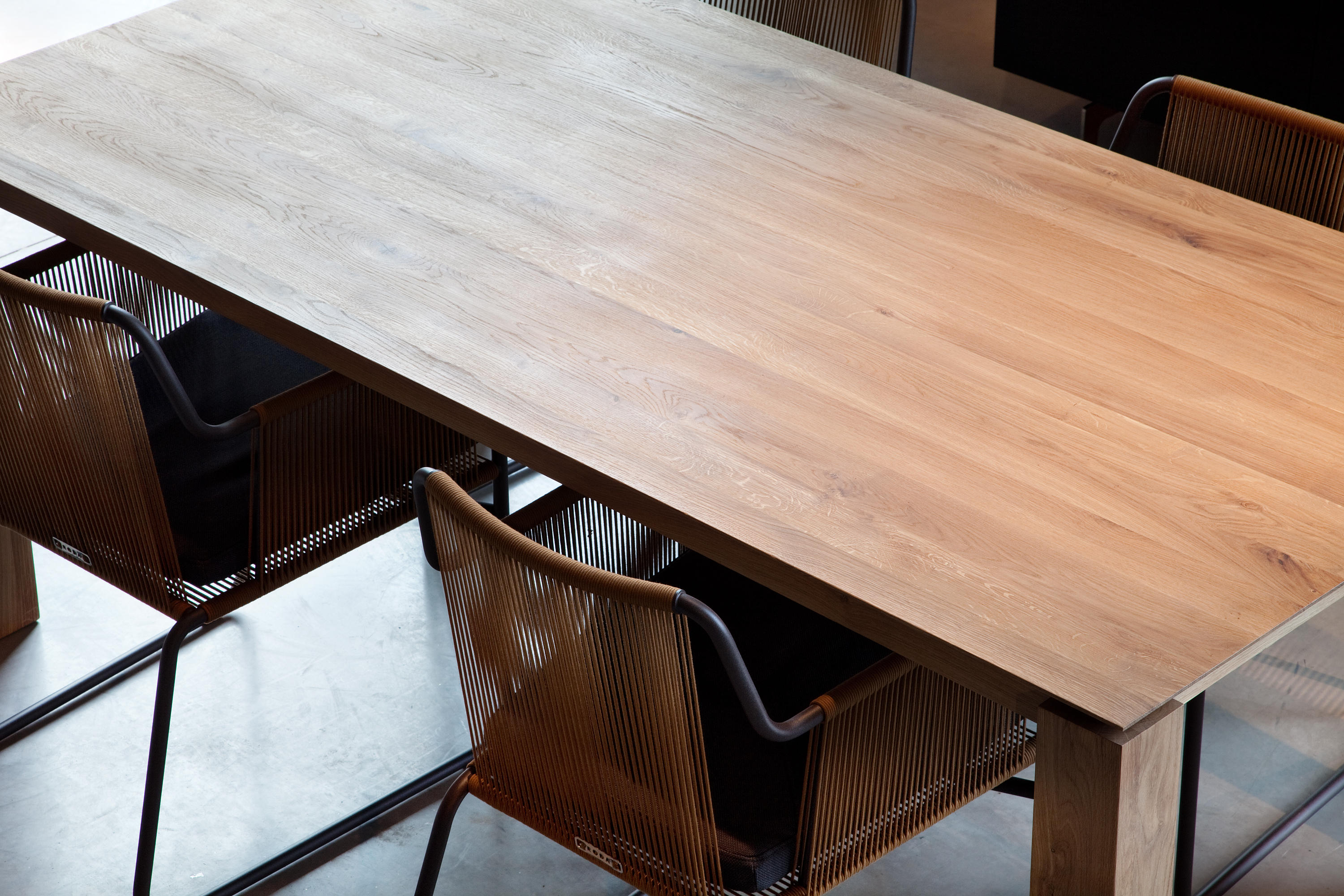 OAK SLICE DINING TABLE Restaurant tables from Ethnicraft Architonic