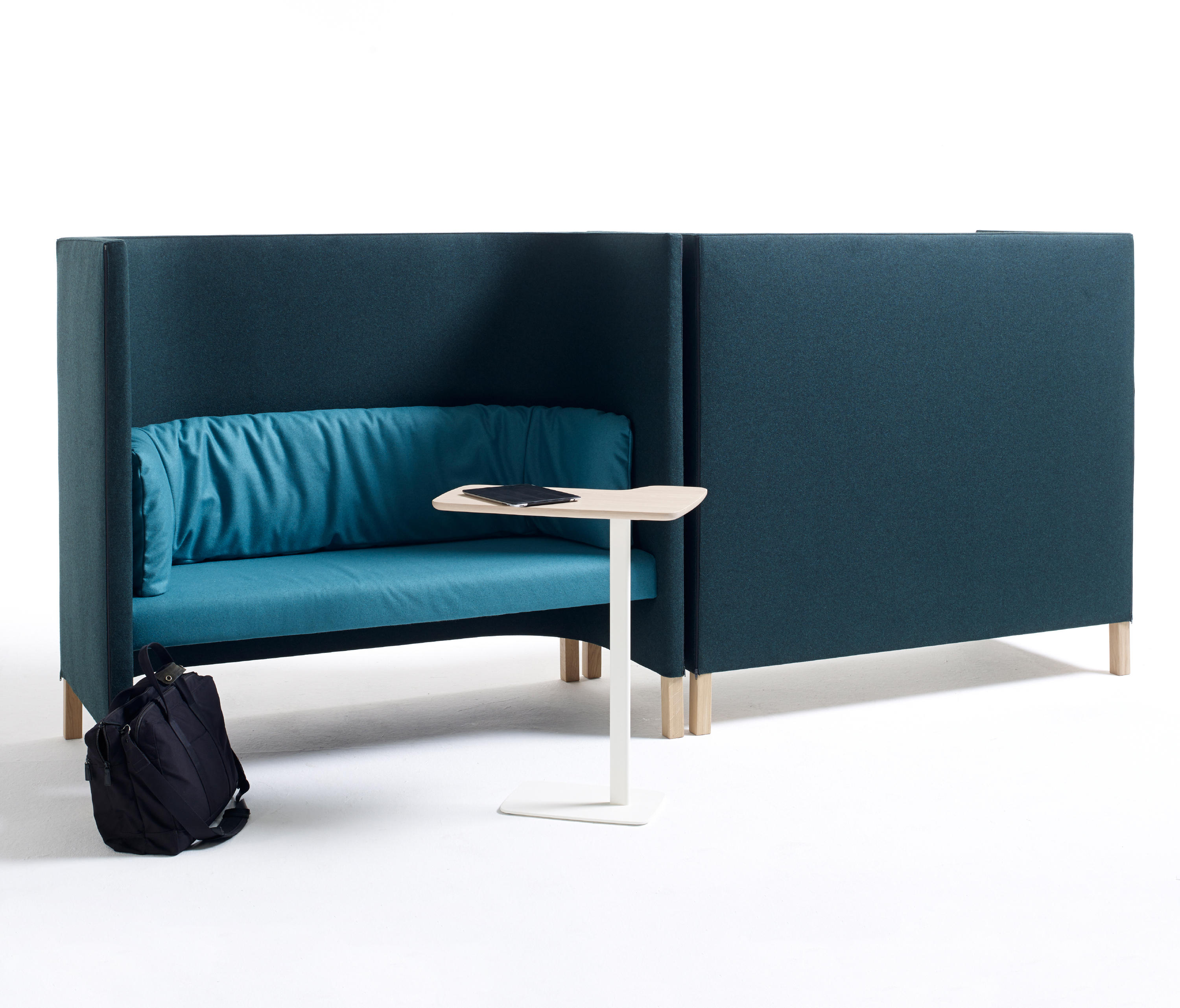 Side by Side work & designer furniture Architonic