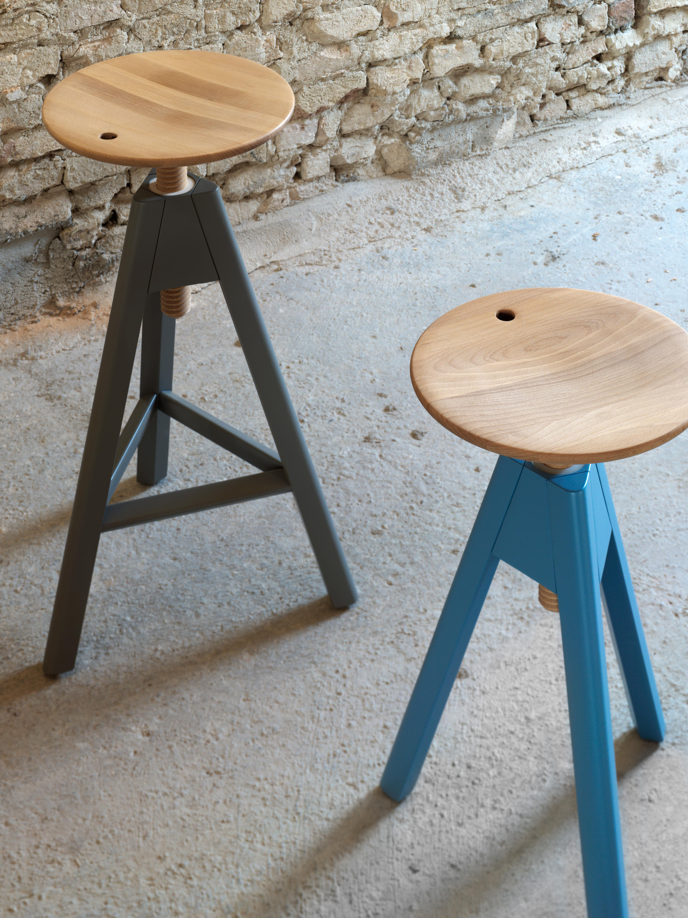 https://image.architonic.com/img_pfm2-4/208/9303/sgabello-vitos3-h.jpg