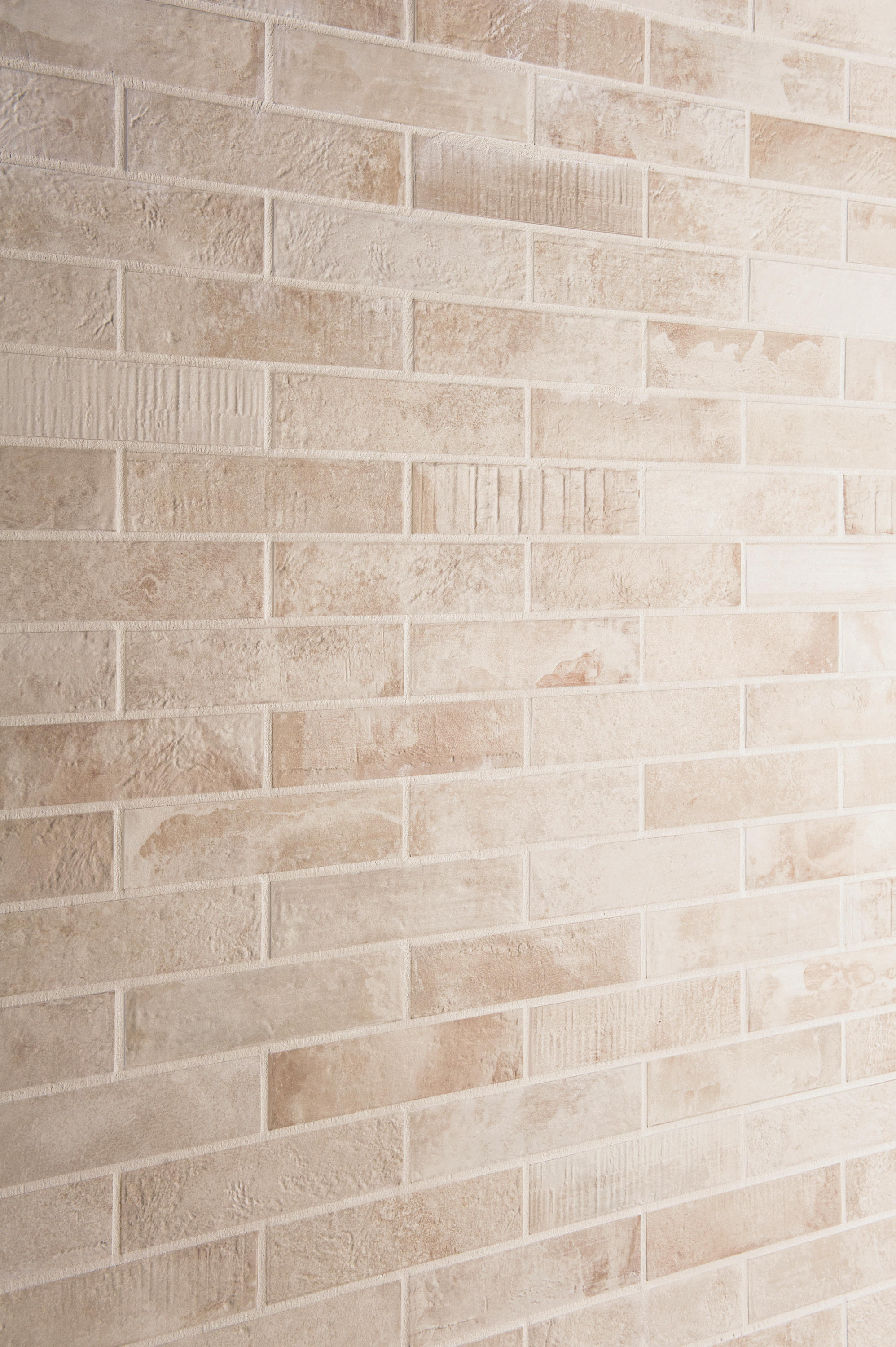 Kotto Brick Avana & designer furniture | Architonic