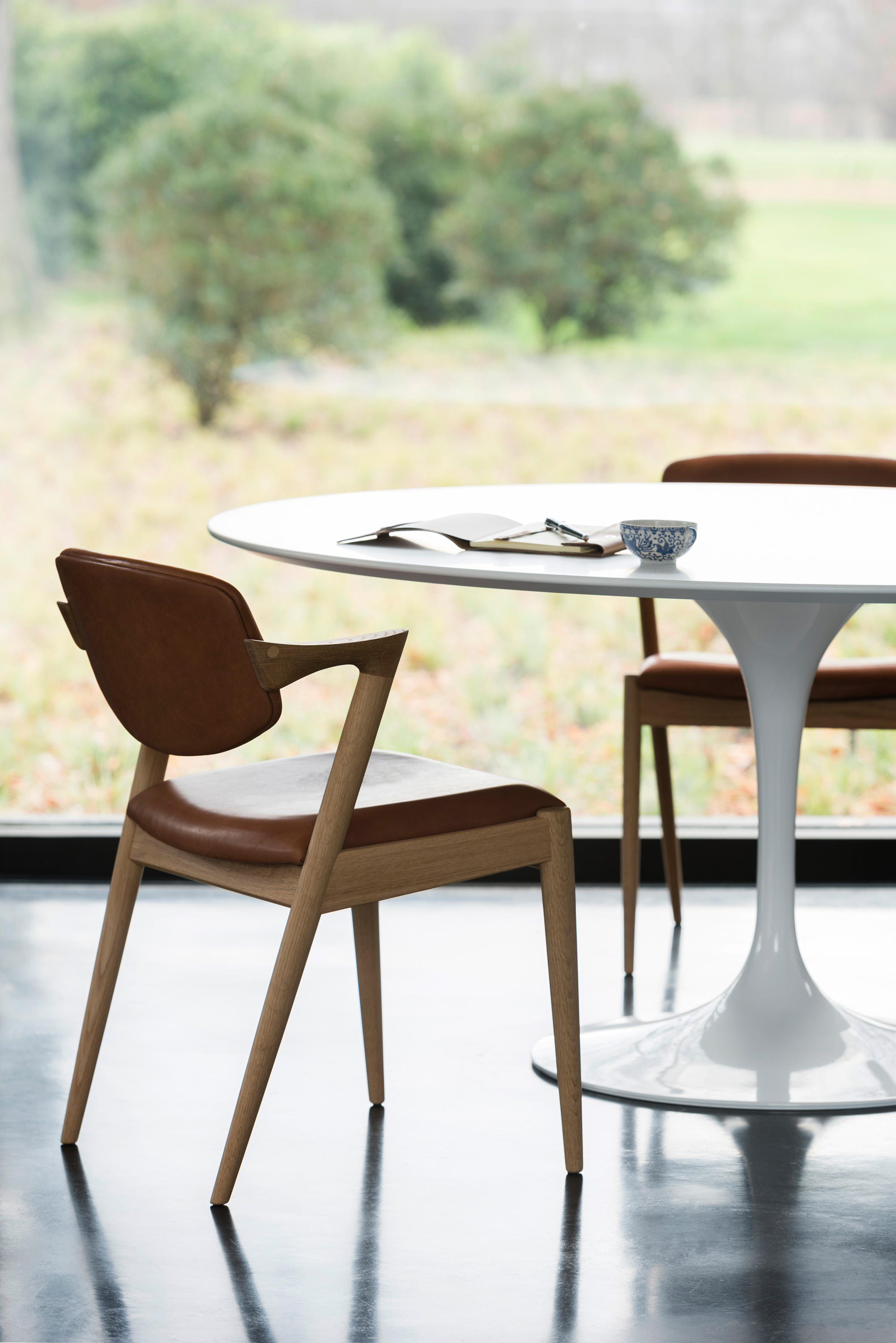 NO.42 - Chairs from Miyazaki | Architonic