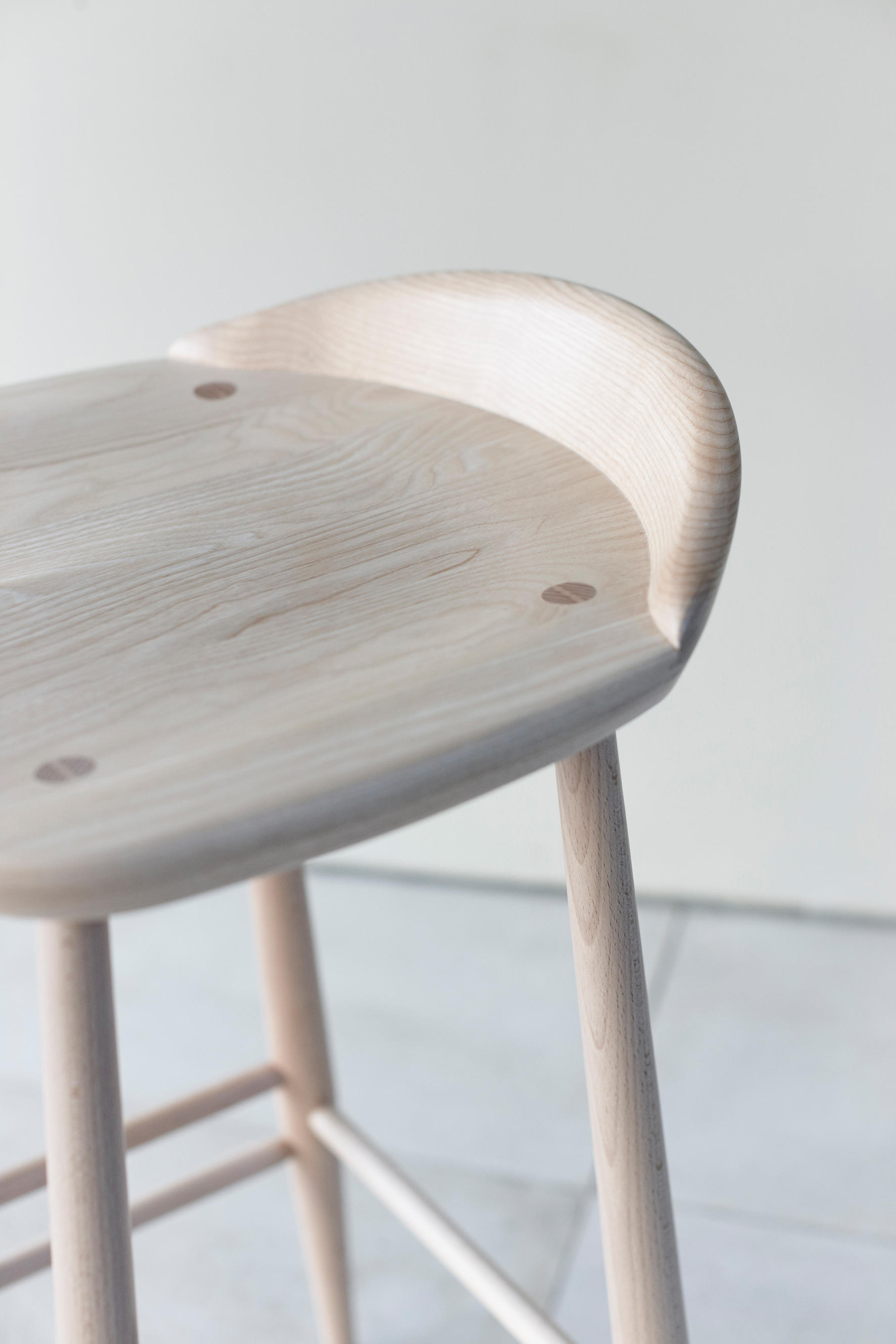 ORIGINALS BAR STOOL WITH BACK BAR HEIGHT Bar stools from ercol