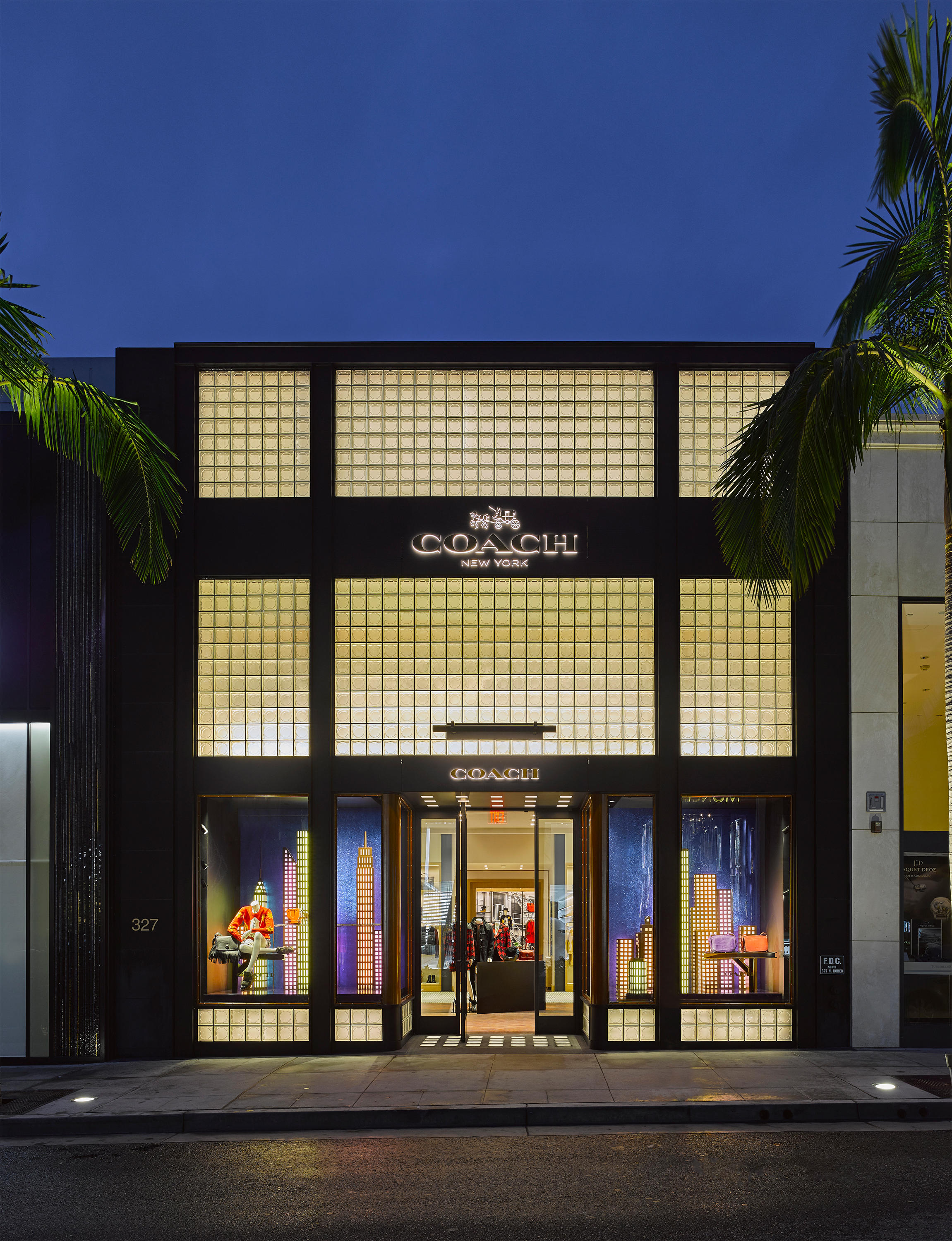 TILE EXTERIOR - Light strips from Cooledge | Architonic