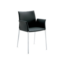 Lia | 2088 | Chairs | Zanotta