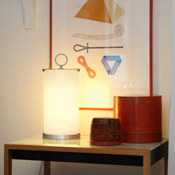 Pirellina Lampe de table | Table lights | FontanaArte
