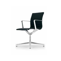 Una Chair | with armrests | ICF