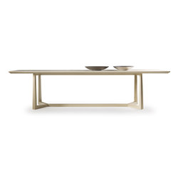 Jiff Dining Table | Contract tables | Flexform