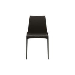 Petra | Chair Black Indoor / Outdoor | Stühle | Ligne Roset