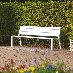 miela | Park bench with backrest | Benches | mmcité