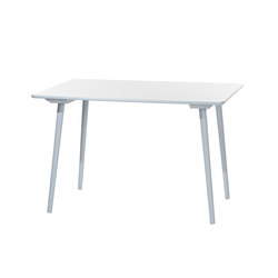 Ironica Table | Dining tables | TON A.S.