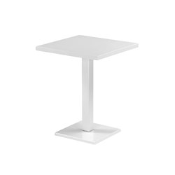 Round 2 seats square table | 472 | Tabletop square | EMU Group